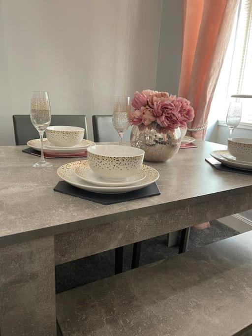 Two Bedroom Apartment-Central Edinburgh-Old Town-Licensed Eksteriør billede
